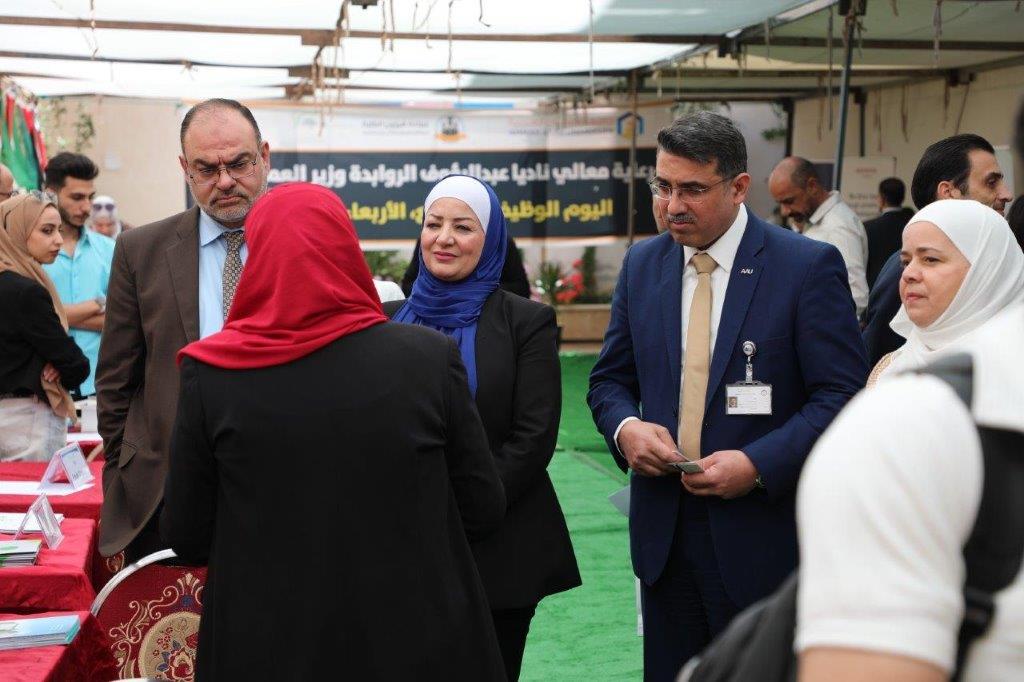 اليوم الوظيفي التاسع في "عمان العربية" بمشاركة متميزة من (78) شركة52