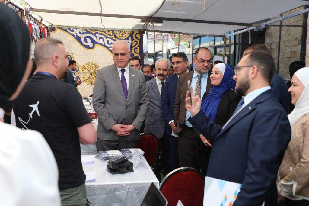 اليوم الوظيفي التاسع في "عمان العربية" بمشاركة متميزة من (78) شركة55