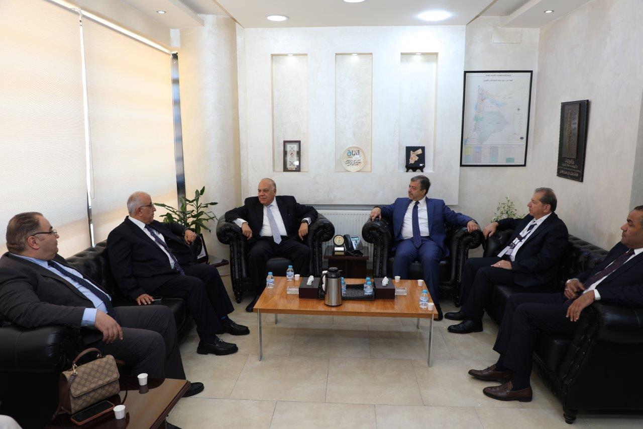 الأمين العام لأتحاد الجامعات العربية يرعى افتتاح المؤتمر الدولي الثاني للمجلس العربي للتنمية المستدامة في جامعة عمان العربية3