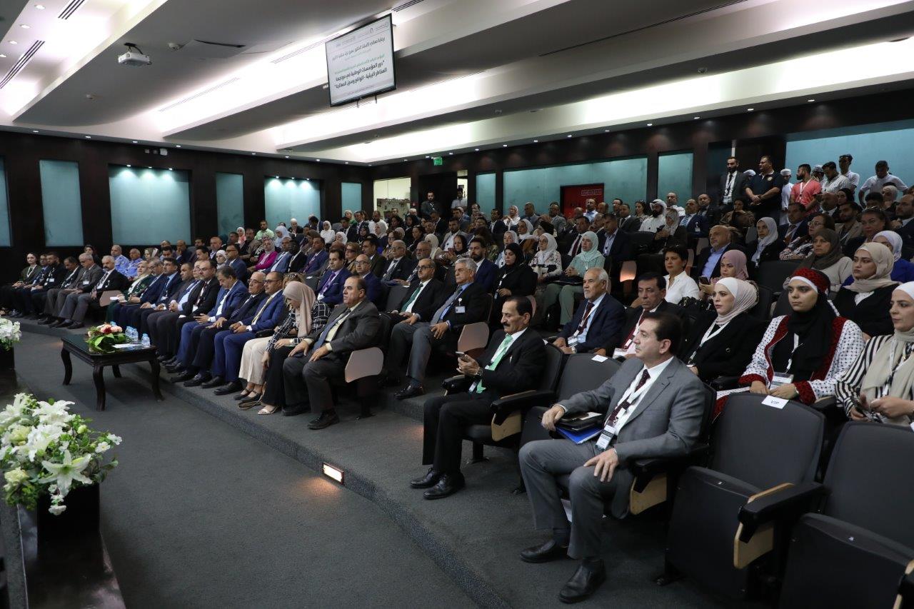 الأمين العام لأتحاد الجامعات العربية يرعى افتتاح المؤتمر الدولي الثاني للمجلس العربي للتنمية المستدامة في جامعة عمان العربية15