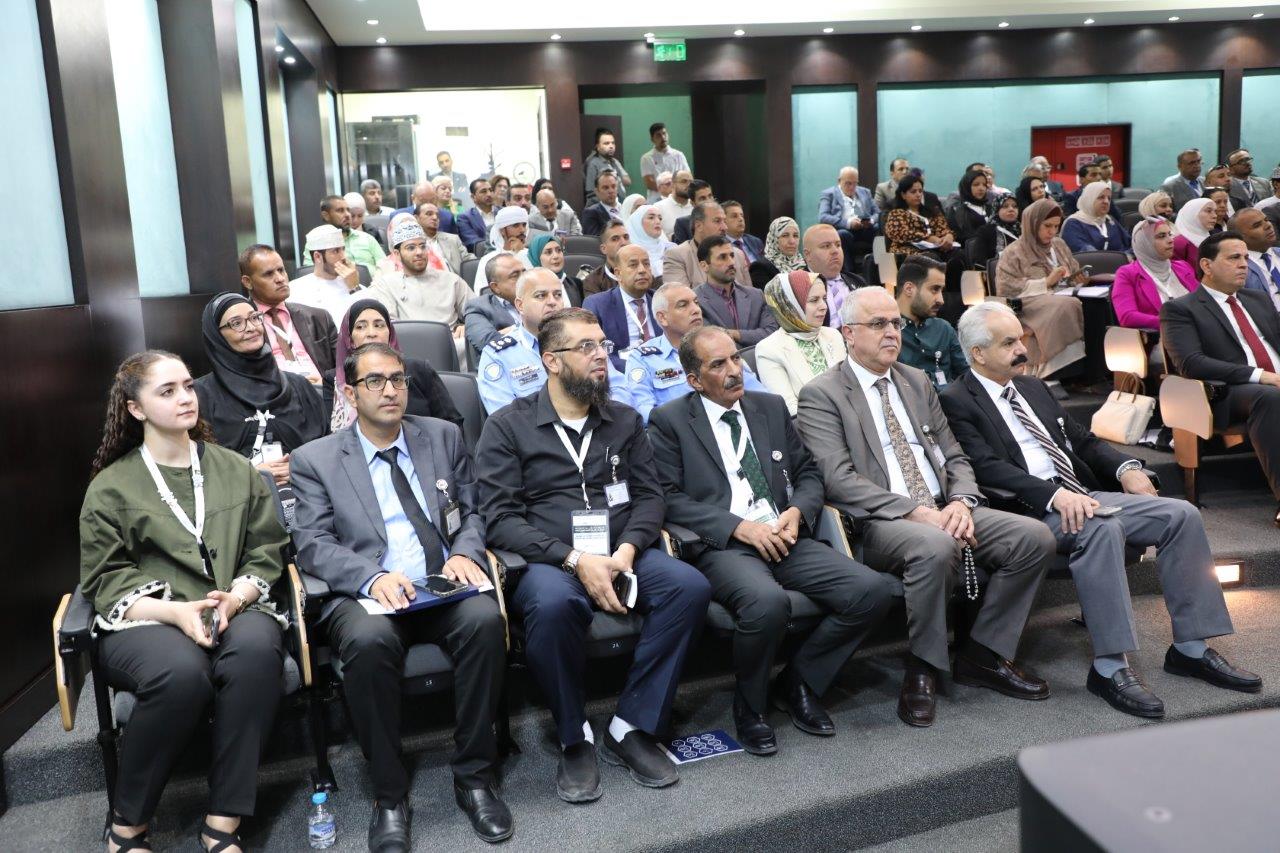 الأمين العام لأتحاد الجامعات العربية يرعى افتتاح المؤتمر الدولي الثاني للمجلس العربي للتنمية المستدامة في جامعة عمان العربية18