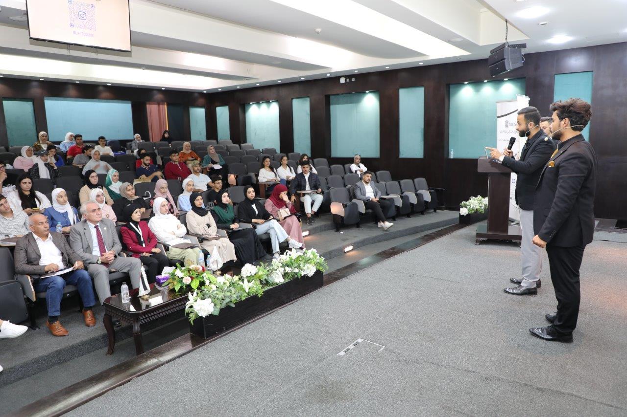استشارات وتدريب عمان العربية ينفذ ورشة "اكتشف قدراتك" بالتعاون مع مجتمع طلال أبو غزالة للمعرفة8