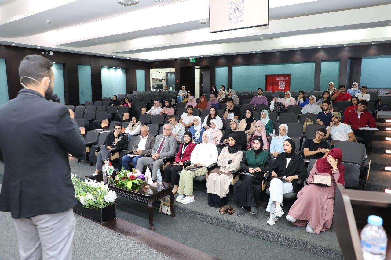 استشارات وتدريب عمان العربية ينفذ ورشة "اكتشف قدراتك" بالتعاون مع مجتمع طلال أبو غزالة للمعرفة9