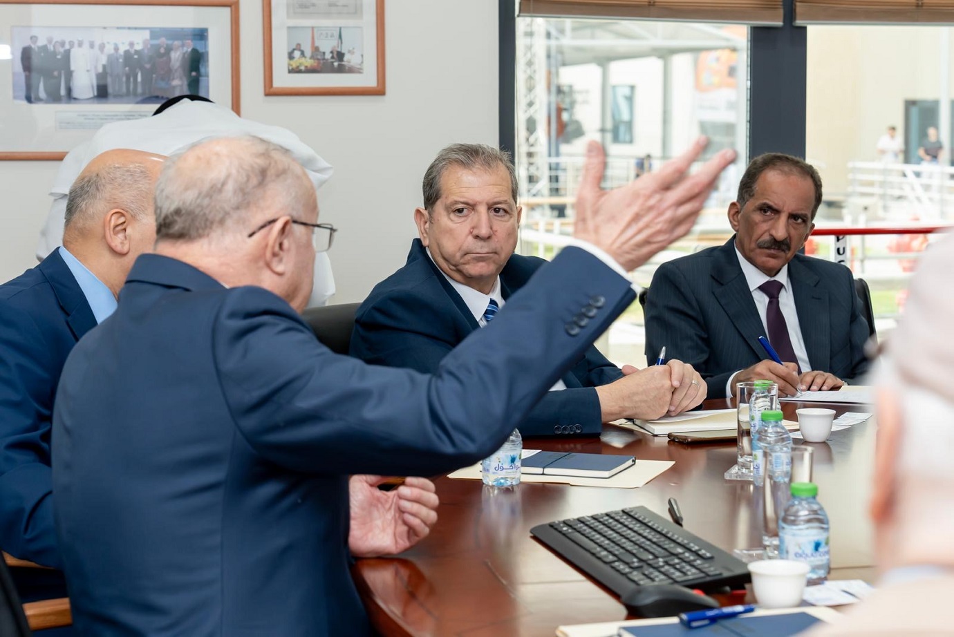 رئيس جامعة عمان العربية يزور الجامعة الاسترالية في الكويت5