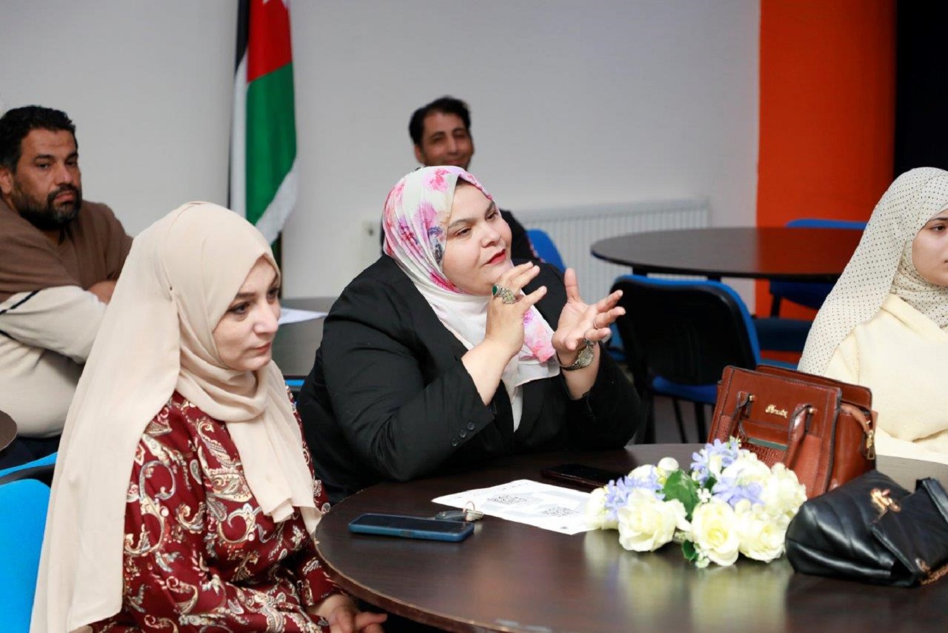 "عمان العربية" تعزز التواصل مع خريجي كلية العلوم التربوية والنفسية لنقل الخبرات وبناء مجتمع أكاديمي متميز2