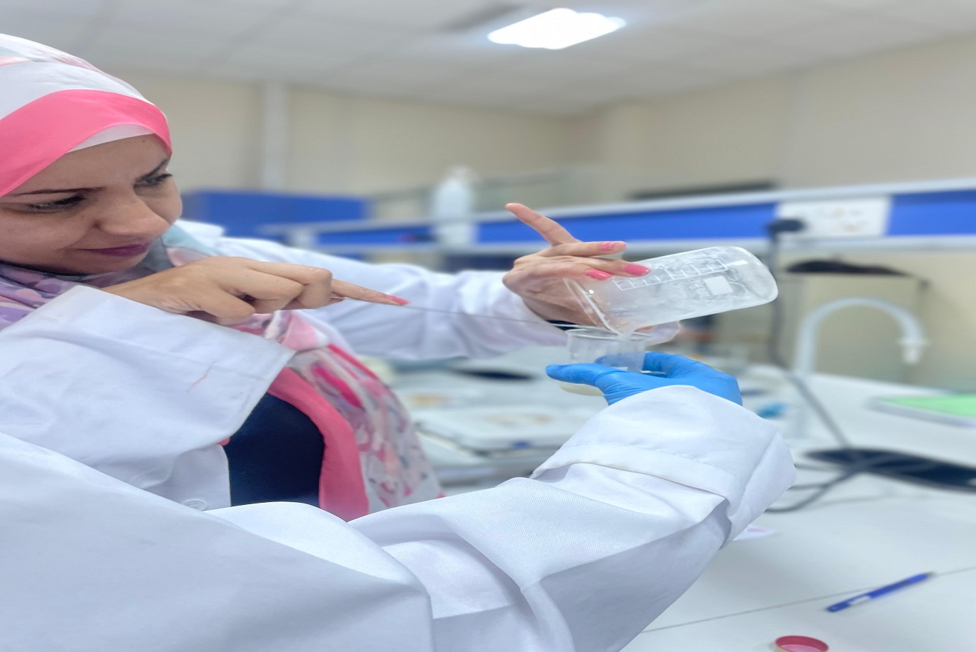 ورشة عمل لصيدلة عمان العربية بعنوان: "ممارسات التصنيع الجيدة للمستحضرات التجميلية"7