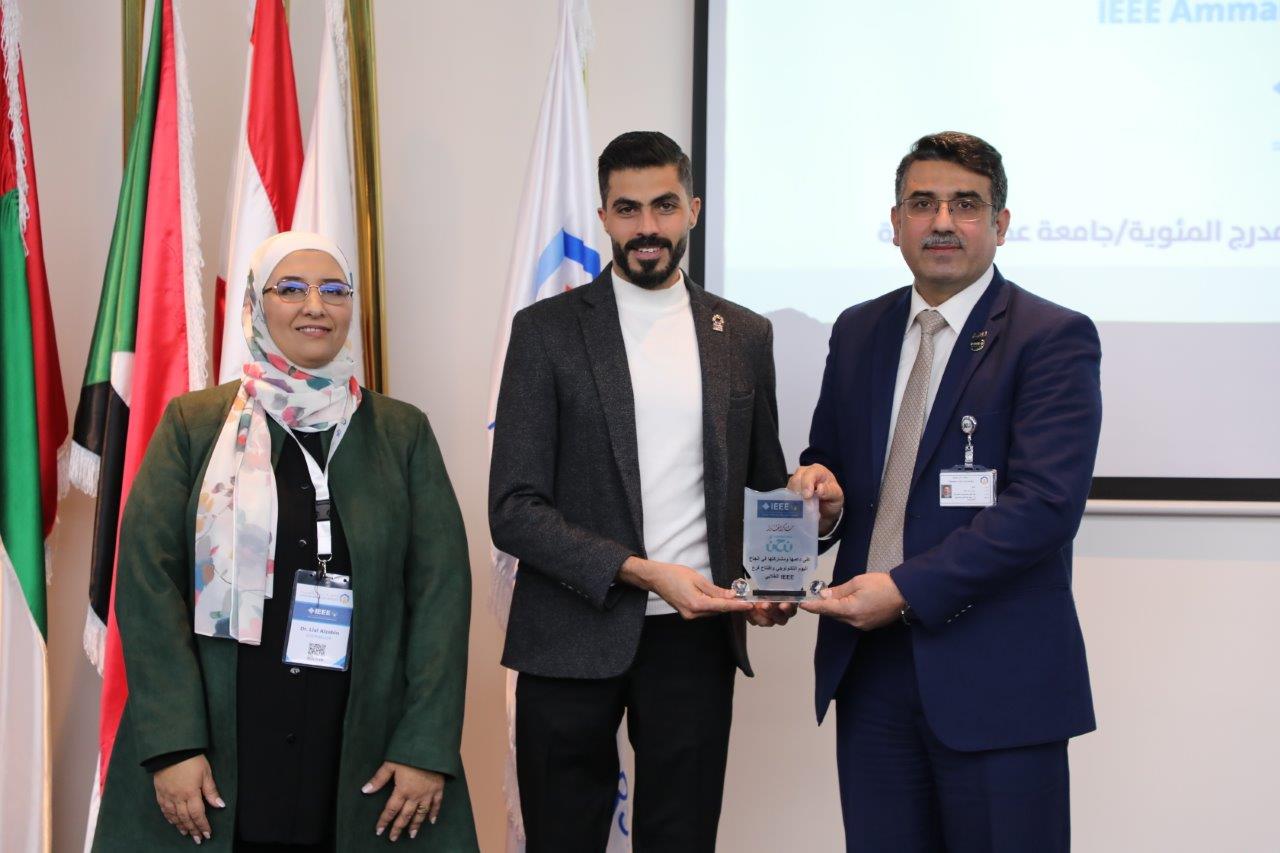 جامعة عمان العربية تفتتح الفرع الطلابي لمنظمة IEEE وتستعرض ابتكارات الطلبة في مجالات الهندسة والتكنولوجيا39