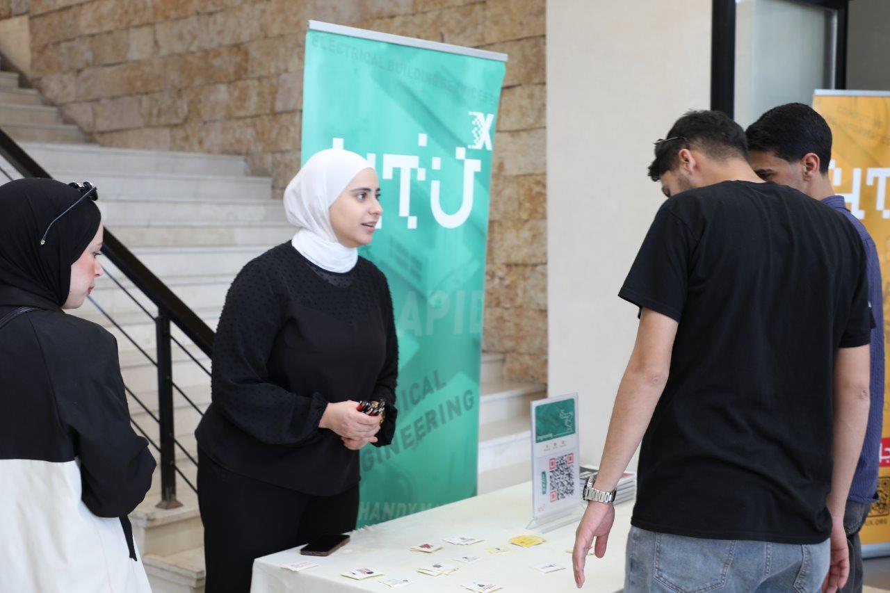 رئيس جامعة عمان العربية يستقبل وفداً من جامعة الحسين التقنية11