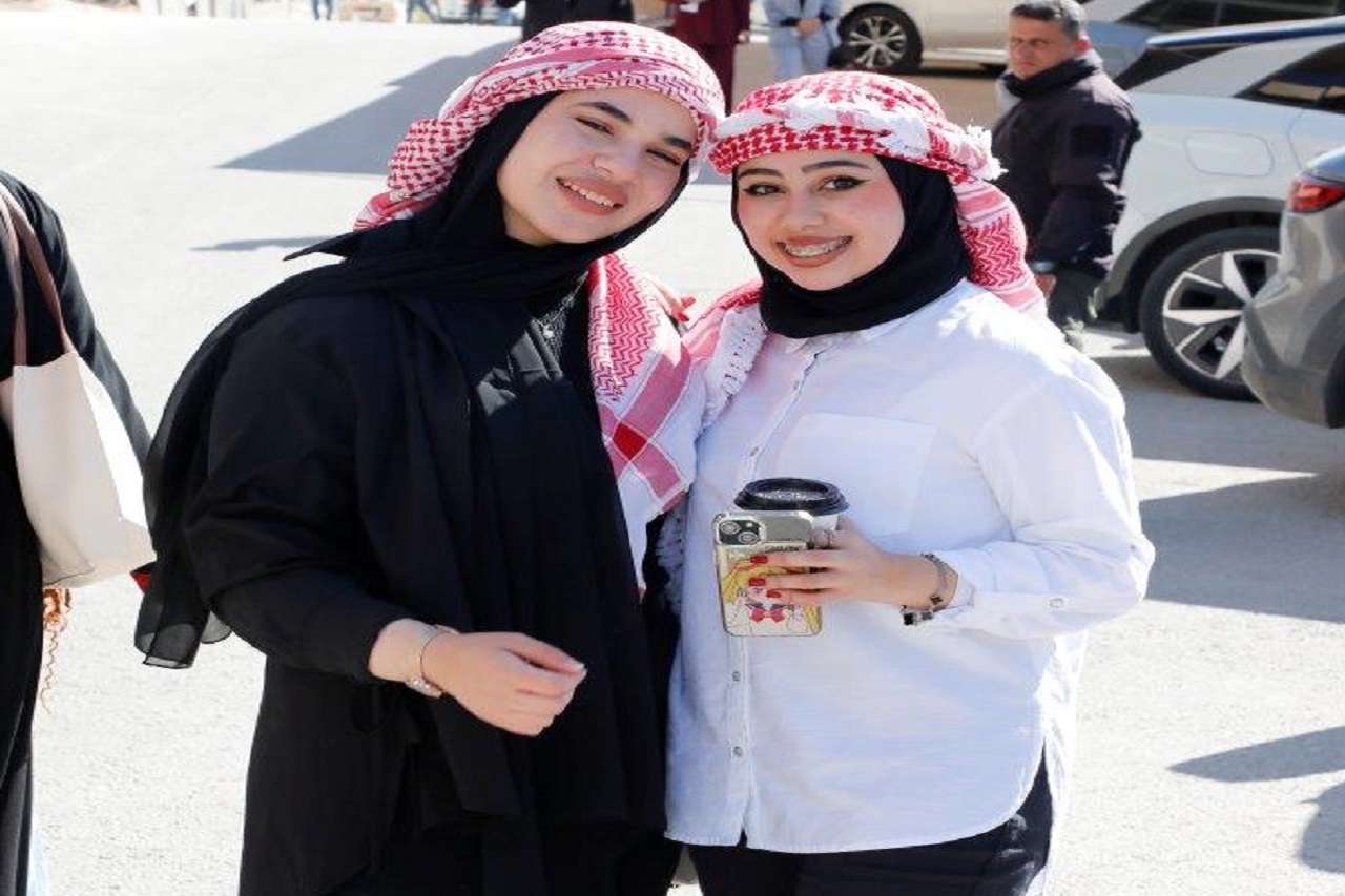 لحظات وطنية من حرم جامعة عمان العربية9