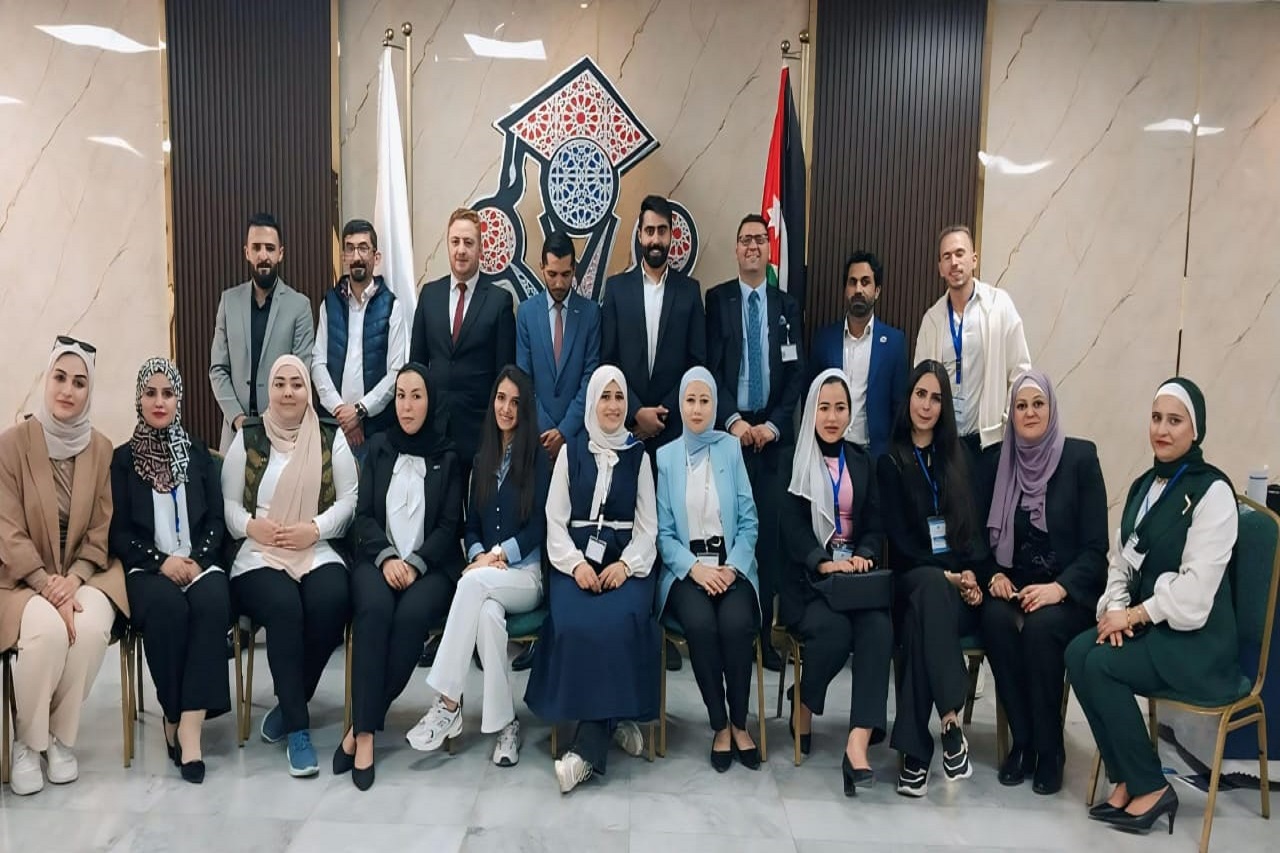 جامعة عمان العربية تشارك مدارس الاتحاد في فعالية "يوم التحدث الوظيفي"12