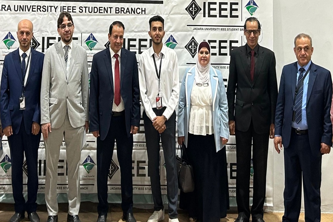 جامعة عمان العربية تبرز ريادتها الأكاديمية في فعالية IEEE بعرض نوعي ومشاريع طلابية مبتكرة1