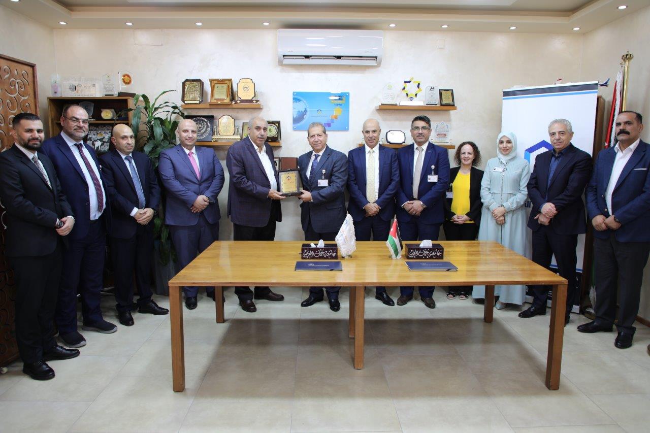 تعاون "عمان العربية" و"المنارة الإسلامية للتأمين" يفتح آفاق التدريب والتوظيف لطلبة كلية الأعمال8