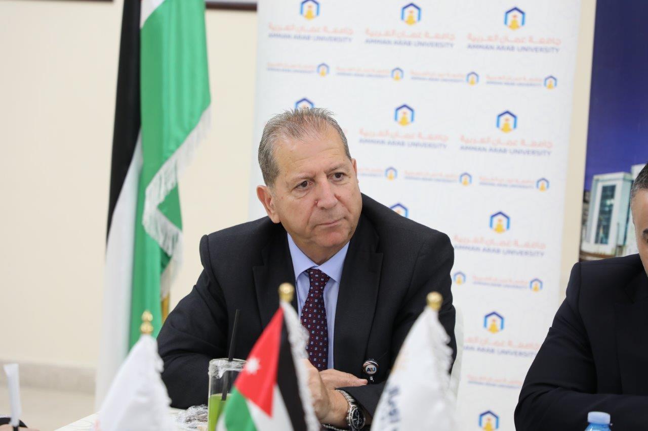 "عمان العربية" توقع اتفاقية تعاون مع مستشفى الرويال لتدريب وتأهيل طلبة كلية الصيدلة14