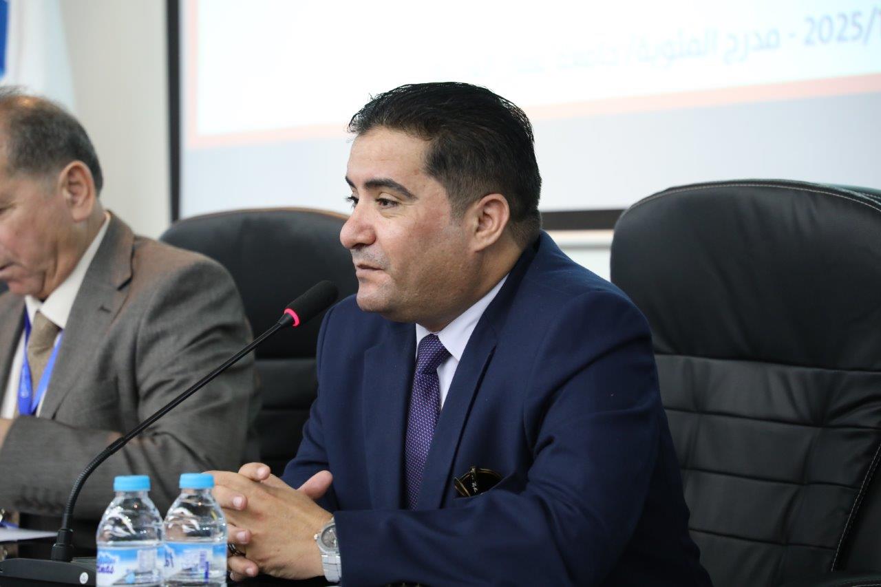 رئيس جامعة عمان العربية يلتقي طلبة الدراسات العليا والبكالوريوس في الجامعة1