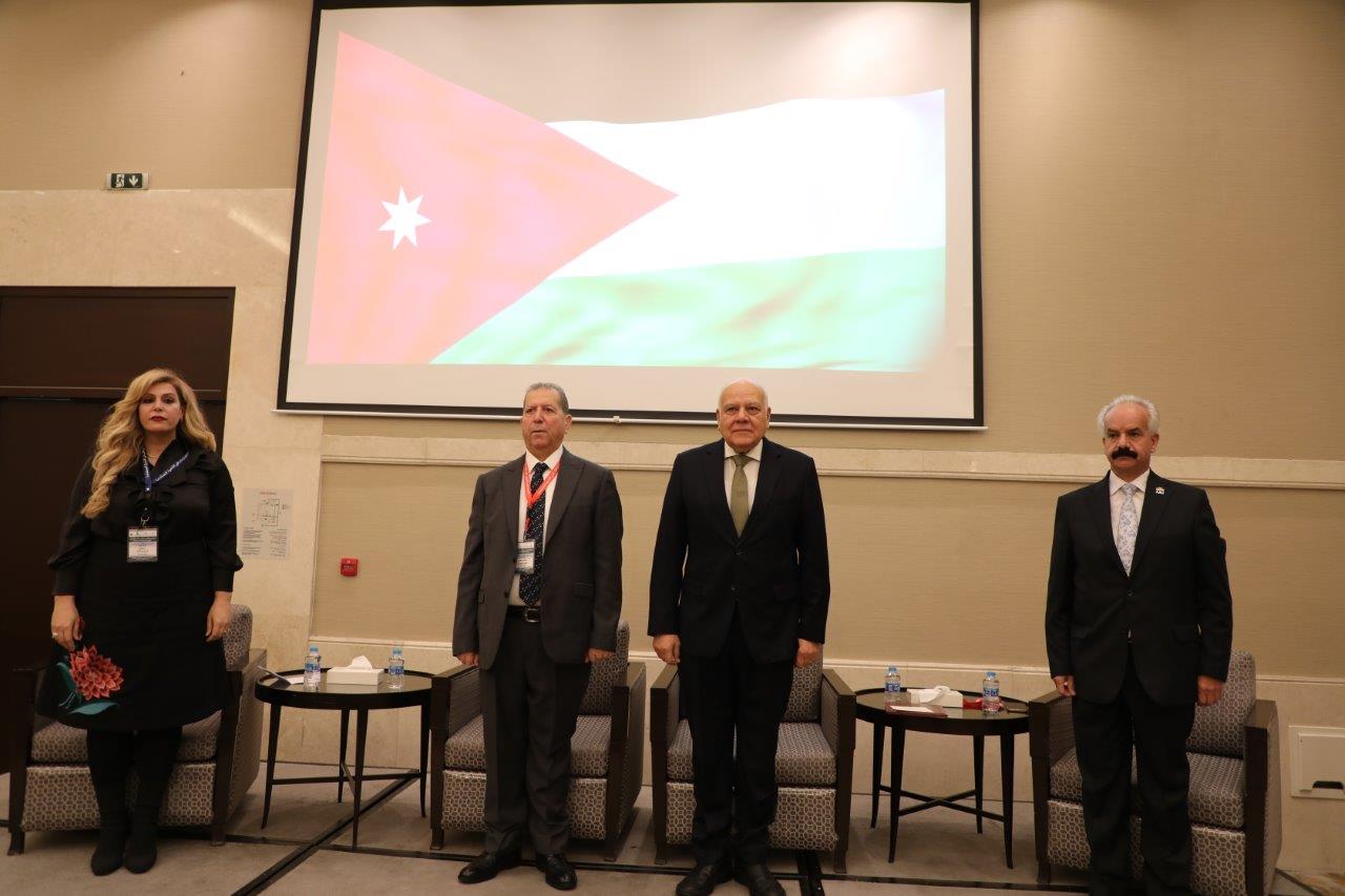 برعاية الأمين العام لاتحاد الجامعات العربية "عمّان العربية" تنظّم مؤتمرًا دوليًا لبحث أثر الحروب والنزاعات على التنمية المستدامة4