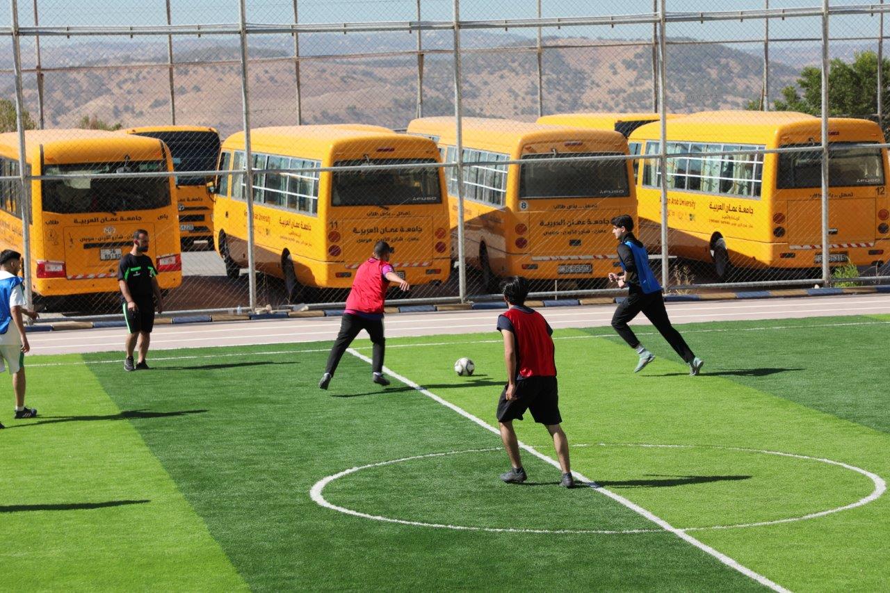 جامعة عمان العربية تنظم بطولة كرة القدم الأولى للعام الجامعي 2025/2026 بمشاركة كليات الجامعة3