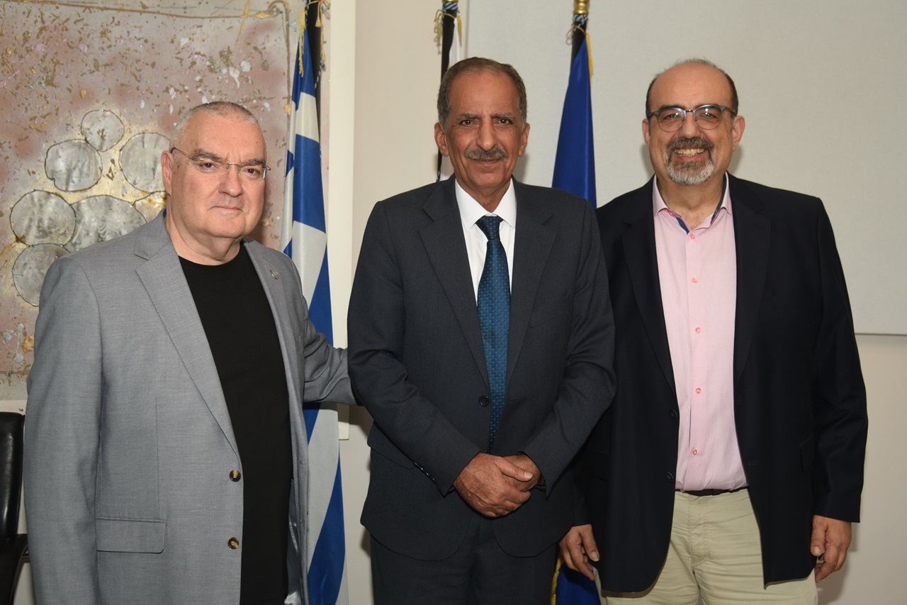 الدكتور العسّاف من "عمان العربية" يشارك في برنامج التنقل الأكاديمي " Erasmus+ Mobility " في جامعة غرب أتيكا في اليونان2