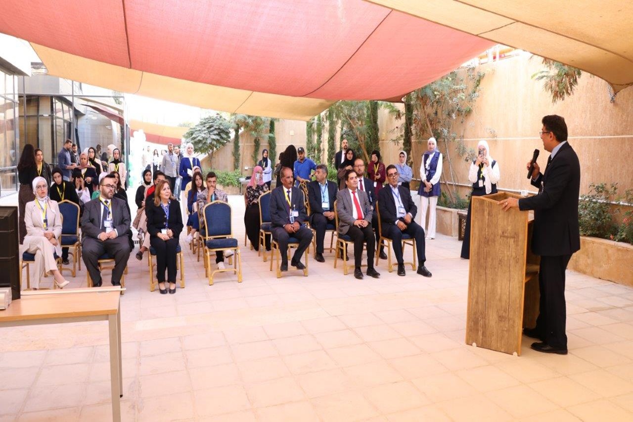 جامعة عمان العربية تحت شعار "معماري سنفور12