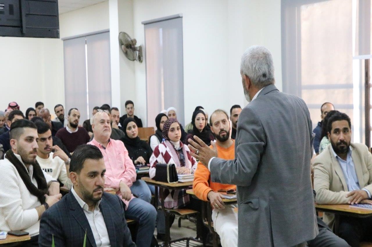 "عمان العربية" تستضيف الإعلامي حسن الشوبكي في ندوة حول المخاطر التي يواجهها الصحفيون في مناطق النزاع7