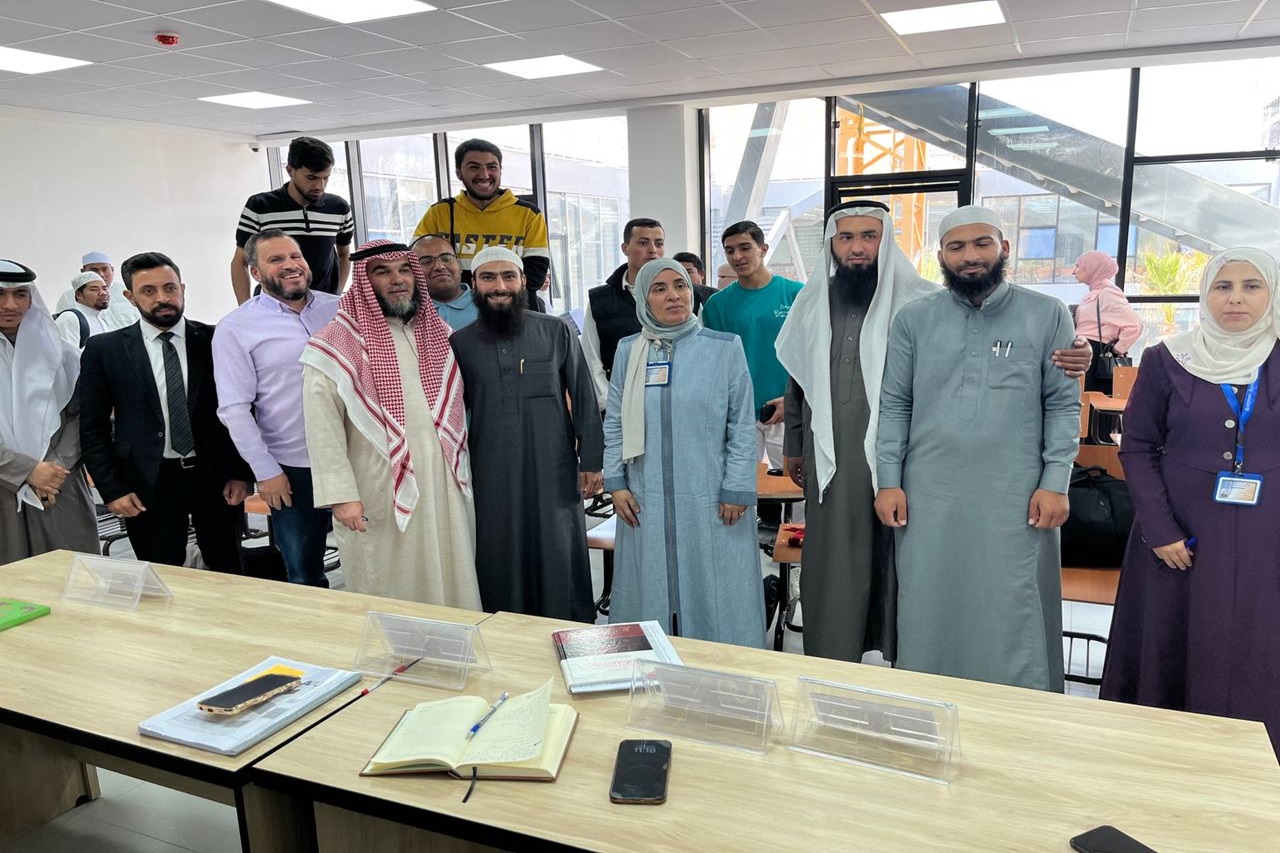 كلية الشريعة في جامعة عمان العربية تعقد لقاءً ترحيبيًا بطلبتها1