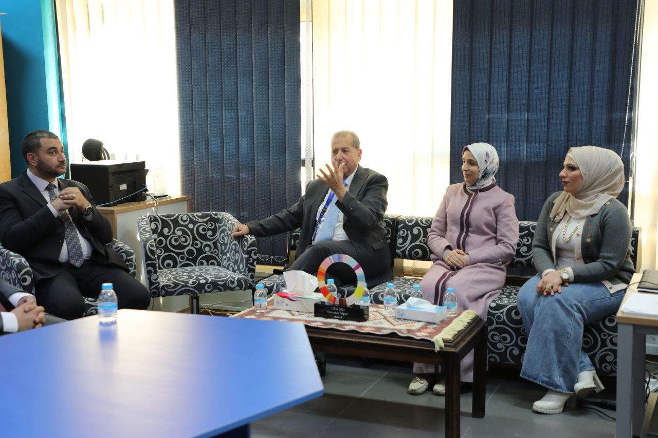 جامعة عمان العربية تكرم المشاركين في فعاليات اسبوع الريادة العالمي 20259