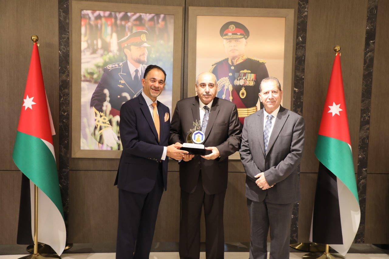 رئيس مجلس النواب الأردني يستقبل رئيس مجلس أمناء ورئيس جامعة عمّان العربية9