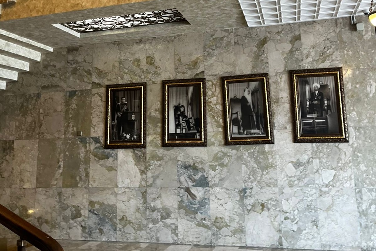 طلبة جامعة عمّان العربية في زيارة علمية إلى مجلس النواب لتعزيز الوعي الوطني4