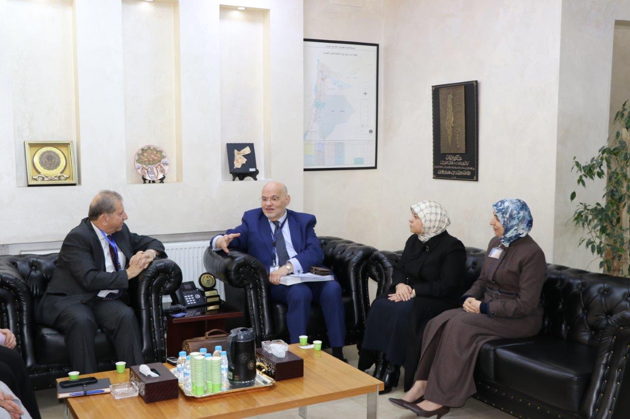 جامعة عمان العربية توقّع اتفاقية تعاون مع الأكاديمية العالمية للصحة الرقمية في المملكة المتحدة4