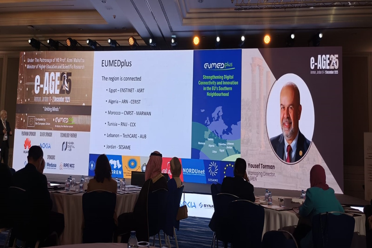 جامعة عمان العربية تشارك في المؤتمر الدولي الخامس عشر للمنظمة العربية لشبكات البحث والتعليم (e-AGE25)3