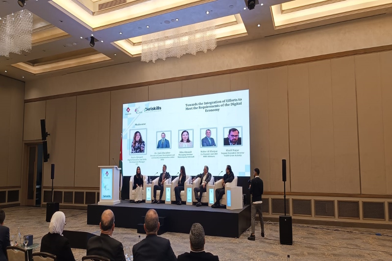 تكنولوجيا المعلومات في "عمان العربية" تشارك في حفل إطلاق الدراسة الوطنية لفجوة المهارات الرقمية2