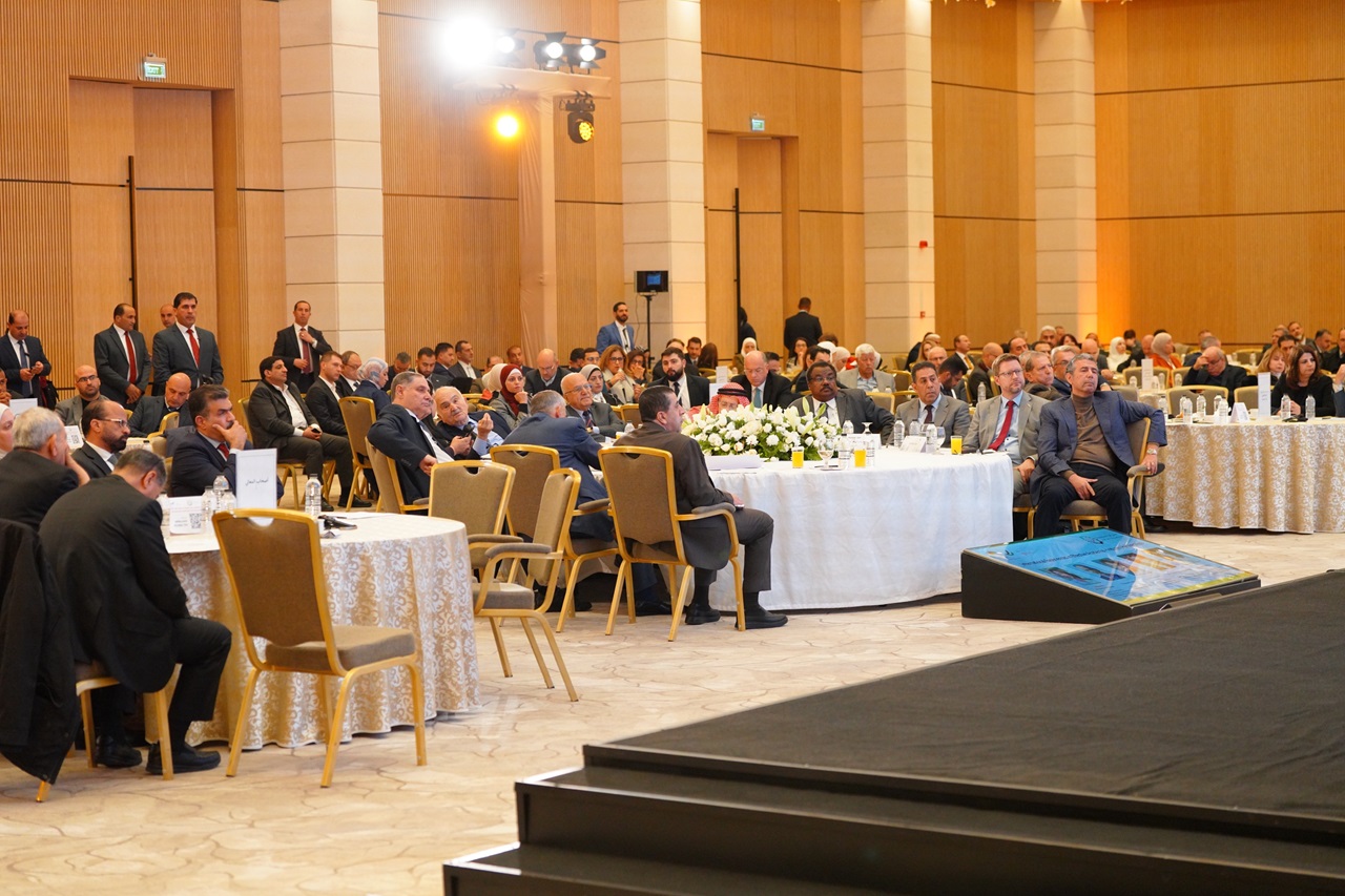 برعاية سمو الأمير الحسن بن طلال جامعة عمّان العربية تشارك في مؤتمر "تجسير الفجوة بين الأكاديميا والصناعة"12