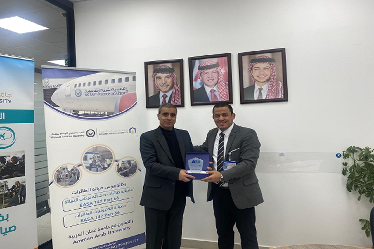 علوم الطيران في "عمان العربية" تستضيف أحد خريجيها في محاضرة حول "تأهيل طلبة كلية علوم الطيران لسوق العمل – قصة نجاح"1