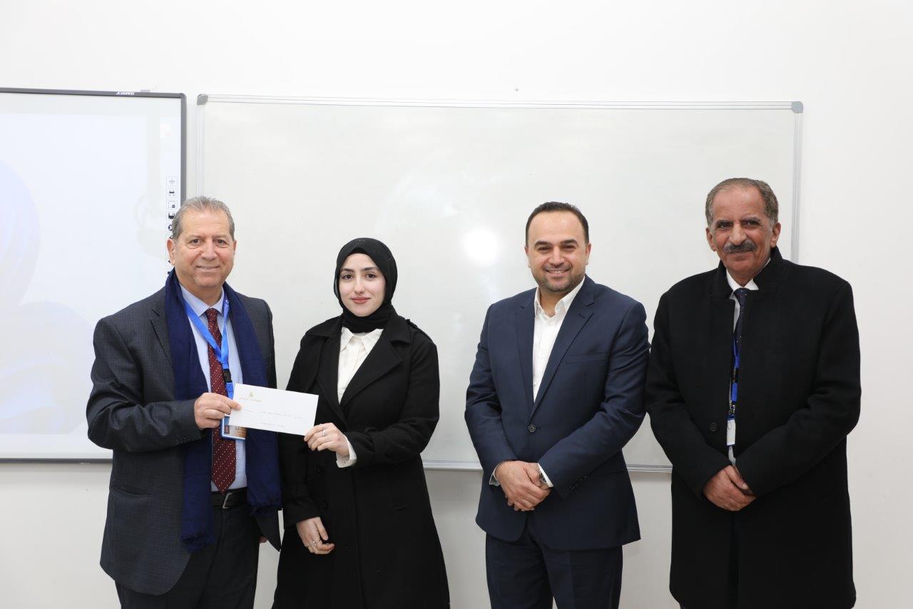 كلية الهندسة في جامعة عمان العربية تكرم طلبتها الأوائل9