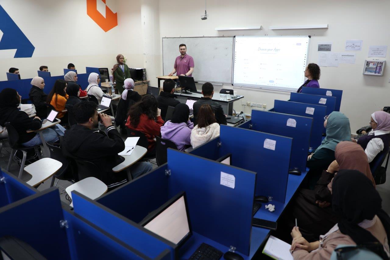 كلية الأعمال في "عمان العربية" تعزّز جاهزية طلبتها لسوق العمل عبر ورشة تطبيقية على أنظمة "Odoo"2