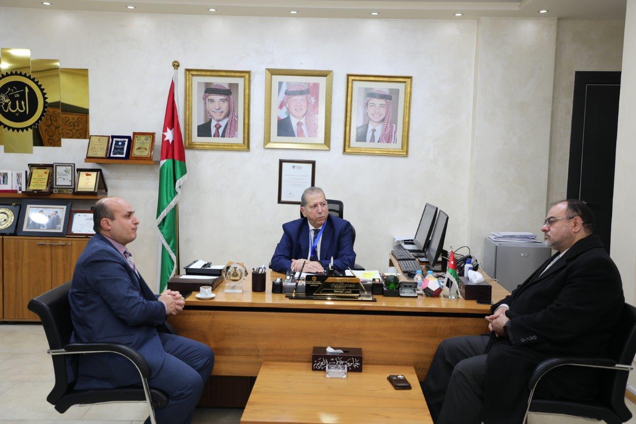 جامعة عمان العربية وجامعة باهانج السلطان عبدالله الماليزية يوقعان اتفاقية تعاون أكاديمي وبحثي1