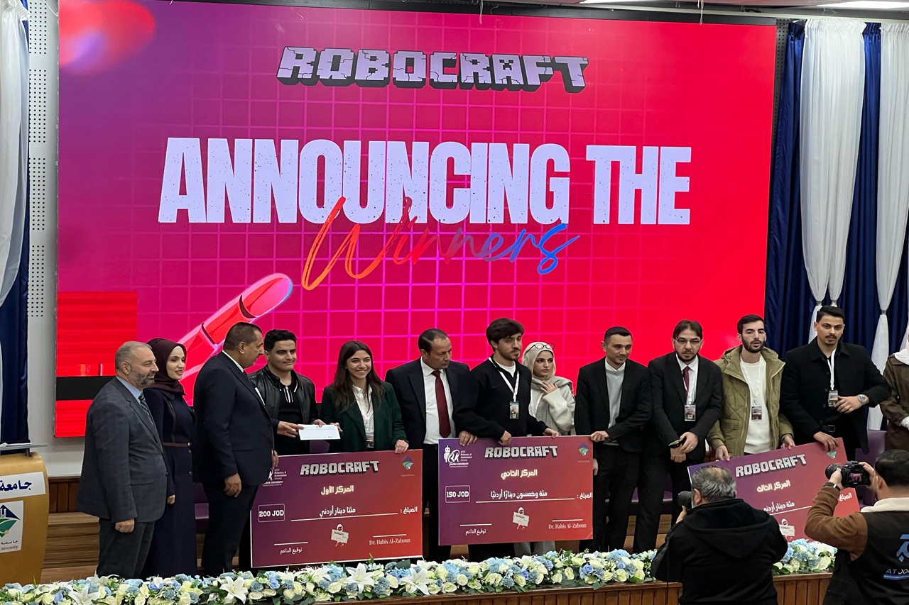 طلبة جامعة عمان العربية يحققون إنجازًا مميّزًا في مسابقة RoboCraft1