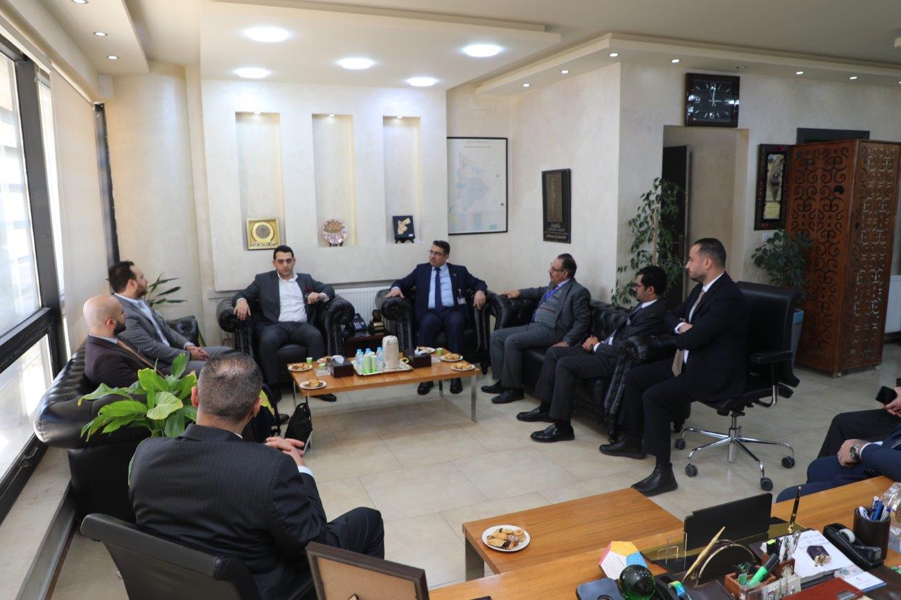 جامعة عمان العربية و" حق - HAQQ " نحو تعاون استراتيجي في التقنيات القانونية والذكاء الاصطناعي6