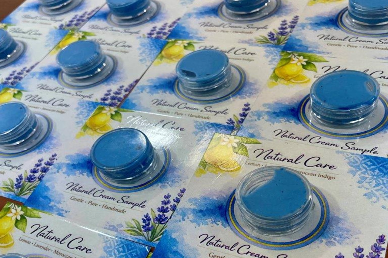 طلبة كلية الصيدلة في "عمان العربية" يحولون المعرفة النظرية إلى منتجات صيدلانية وتجميلية مبتكرة12