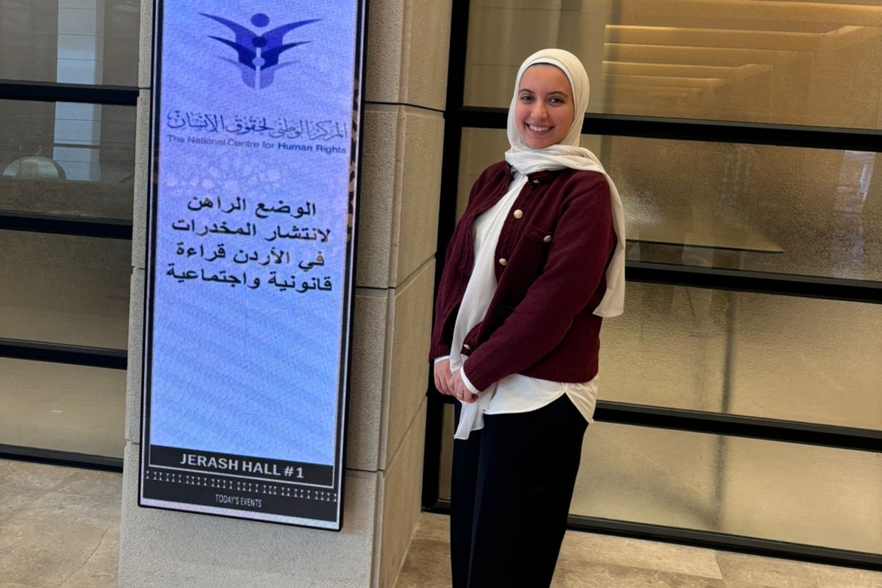 جامعة عمان العربية تشارك في الندوة الوطنية حول المخدرات لتعزيز التكامل المؤسسي وحماية الأسرة والمجتمع1