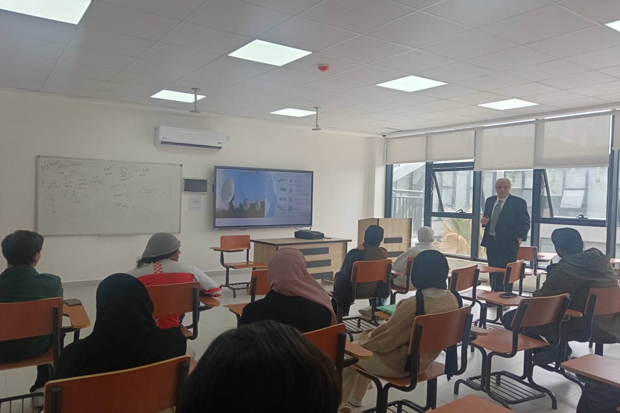 كلية علوم الطيران في "عمان العربية" تنظّم ورشة متخصصة بعنوان " كيف تخدم تكنولوجيا الفضاء الطيران المدني"1