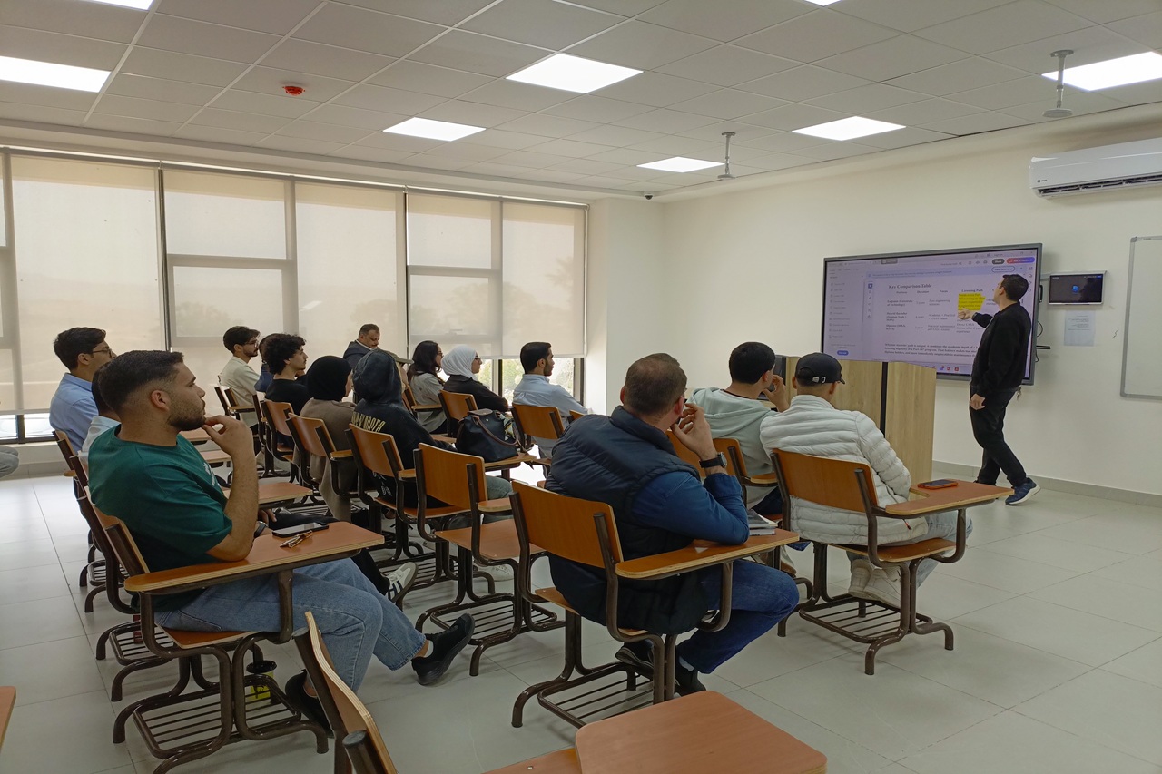 كلية علوم الطيران في "عمّان العربية" تنظّم ورشة متخصصة بعنوان " تعزيز جاهزية طلبة علوم الطيران لسوق العمل – قصة نجاح "2