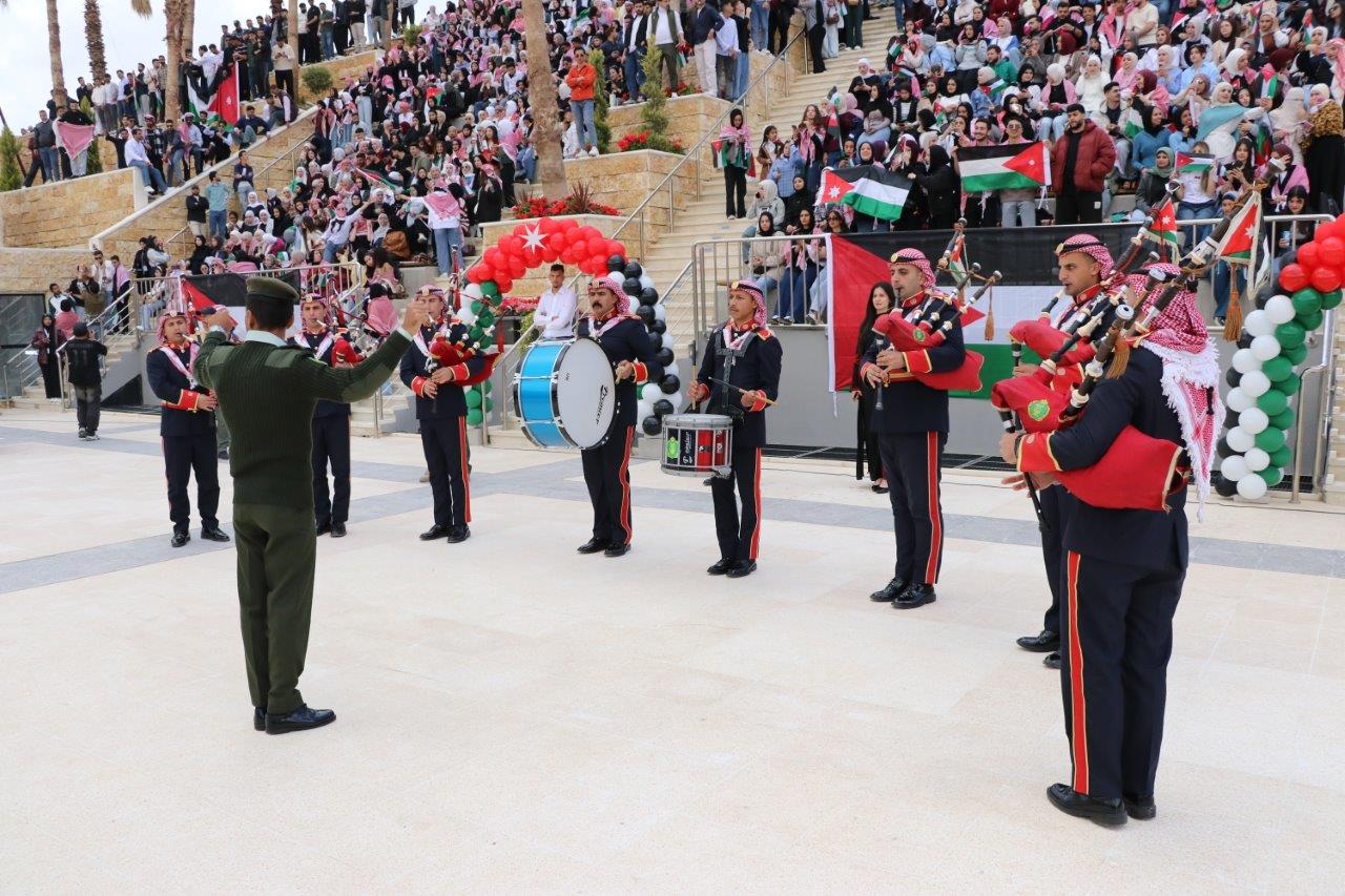 جامعة عمان العربية تُحيي ذكرى الكرامة الخالدة ويوم العلم الأردني في مشهد وطني يجسّد معاني العزة والانتماء51