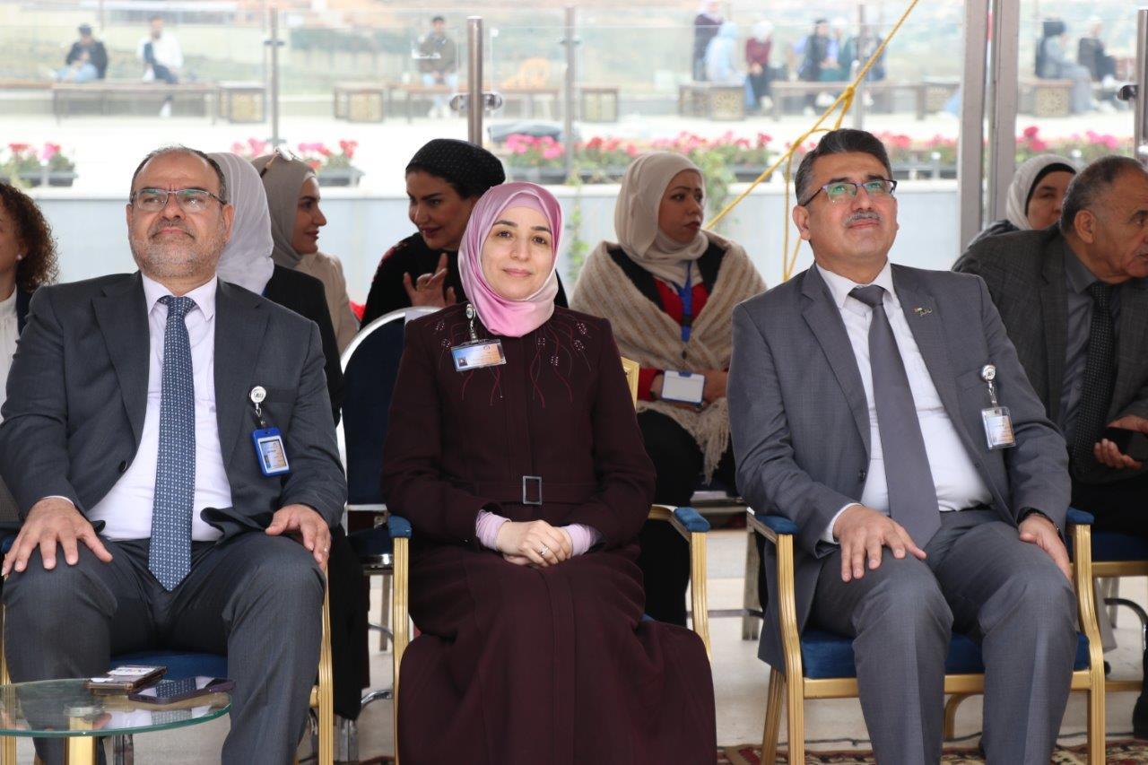 جامعة عمان العربية تُحيي ذكرى الكرامة الخالدة ويوم العلم الأردني في مشهد وطني يجسّد معاني العزة والانتماء52