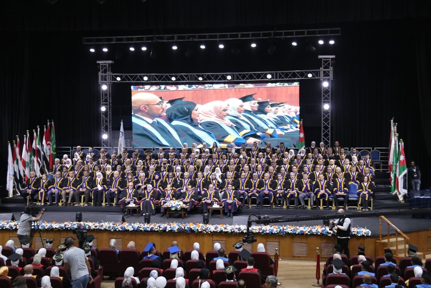  جامعة عمان العربية تحتفل بتخريج الفوج (13) من طلبة البكالوريوس والفوج (23) من طلبة الدراسات العليا