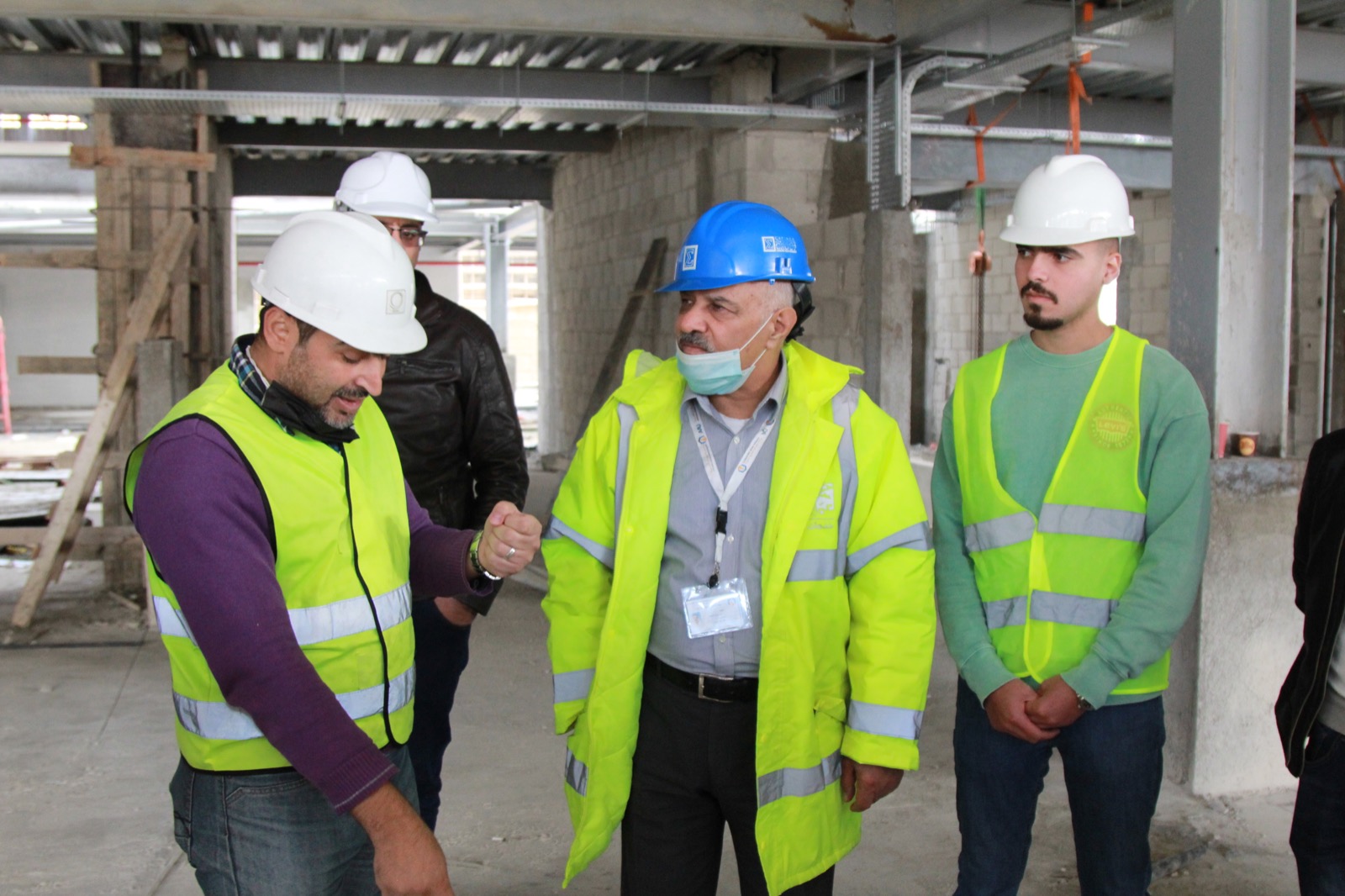 زيارة ميدانية لطلبة الهندسة المدنية في عمان العربية2