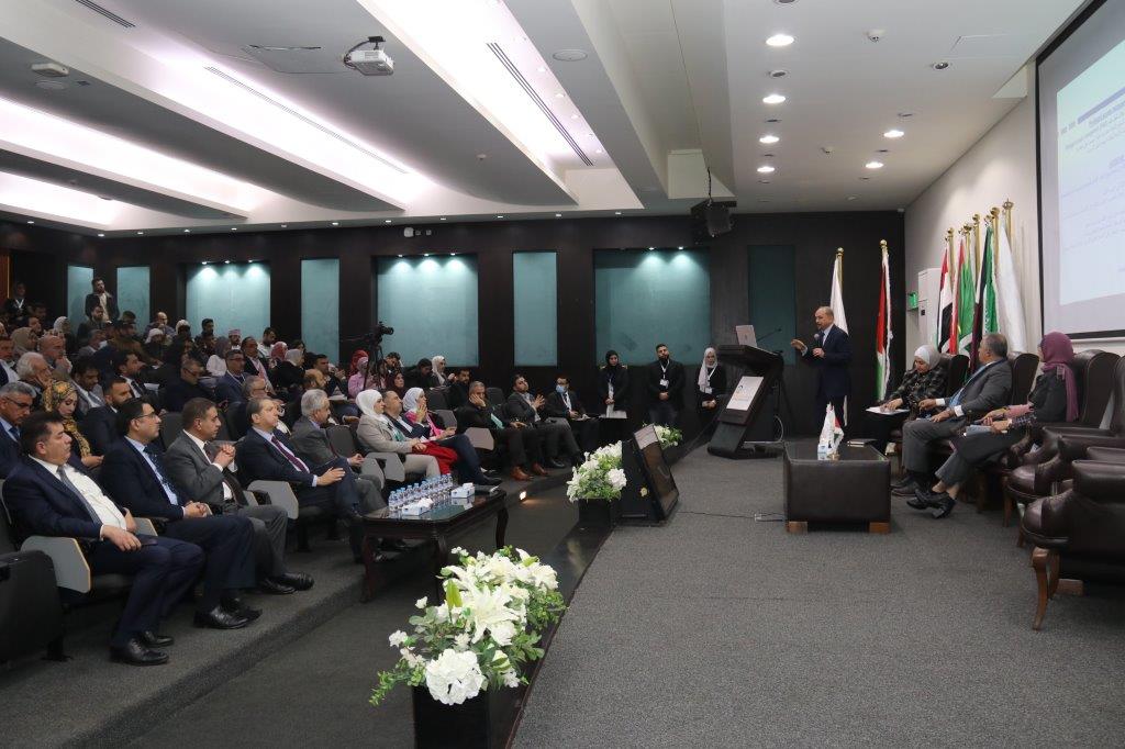 افتتاح فعاليات المؤتمر العلمي الدولي السادس لكلية الأعمال في جامعة عمان العربية27