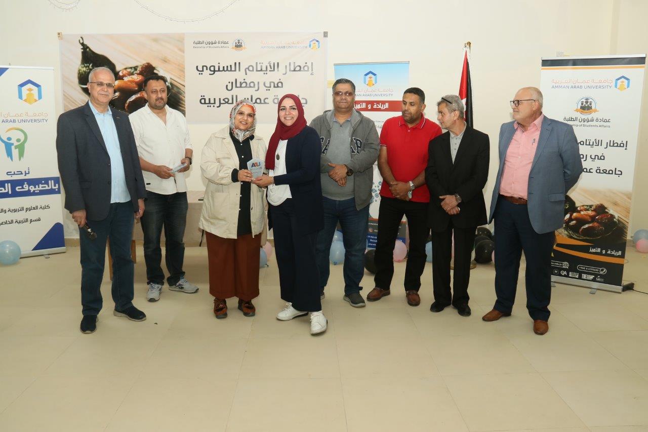 تربوية "عمان العربية" تقيم حفل إفطار للأيتام وذوي الإعاقة13