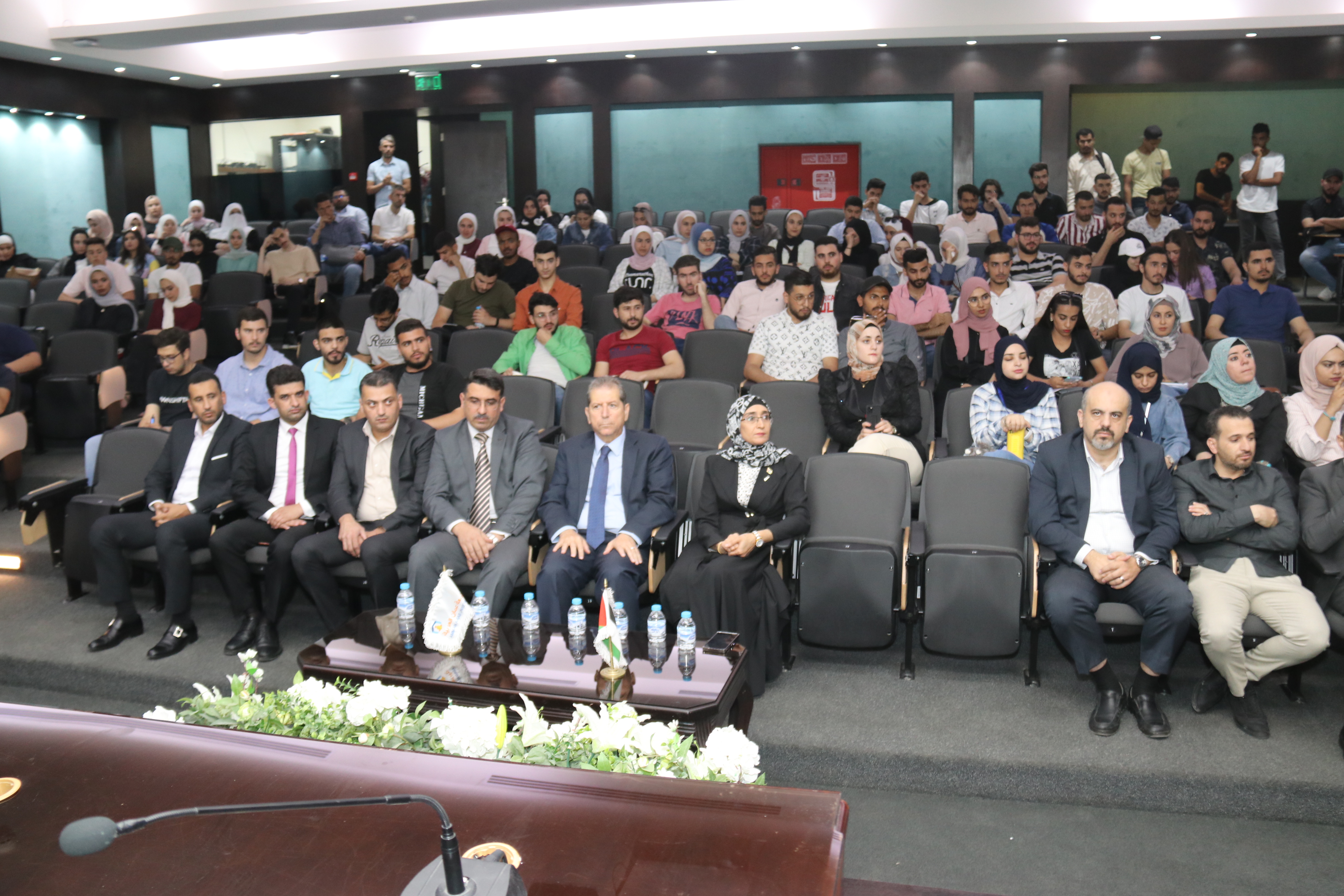العلوم الحاسوبية تعقد مسابقة جامعة عمان العربية الثالثة للبرمجة AAC-PC 20223