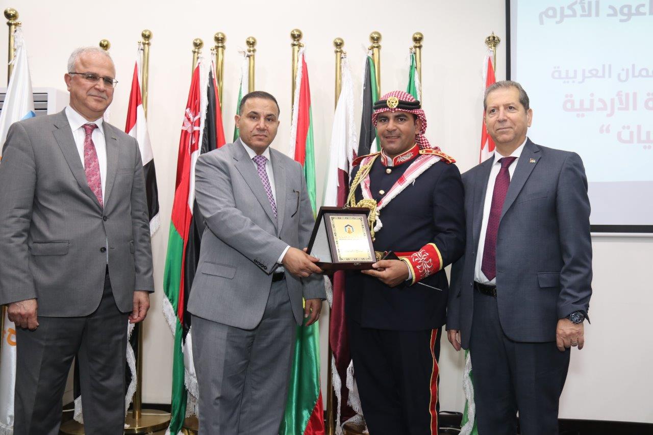 محافظ البلقاء يرعى احتفال عيد الاستقلال ويوم الجاليات في "عمان العربية"9