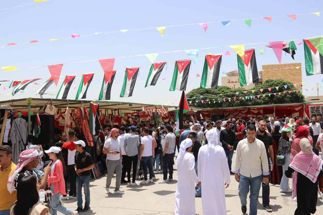 محافظ البلقاء يرعى احتفال عيد الاستقلال ويوم الجاليات في "عمان العربية"21